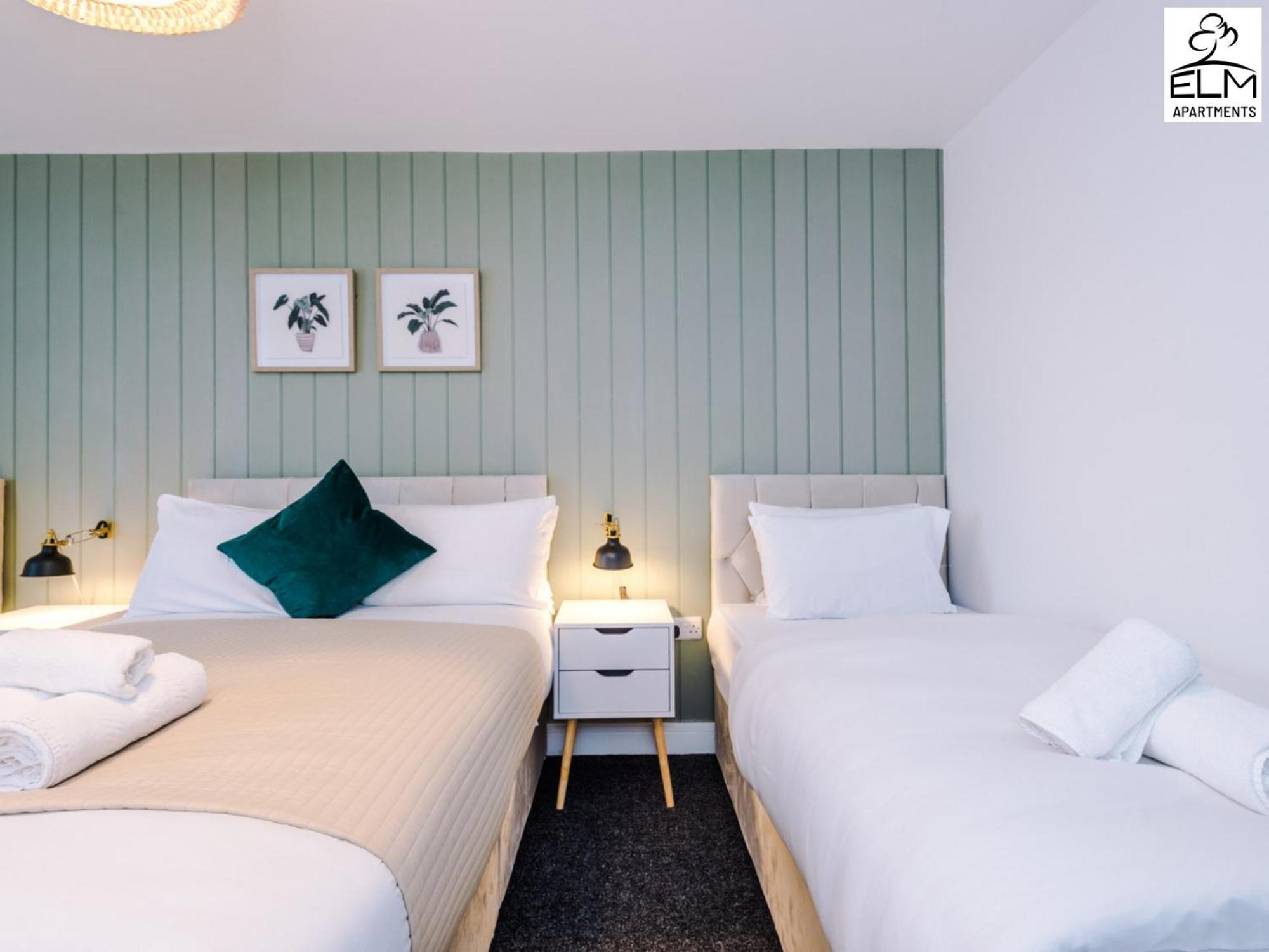 Elm Aparthotel , Collection Of Apartments Available Near Media City , Free Parking Манчестер Екстер'єр фото