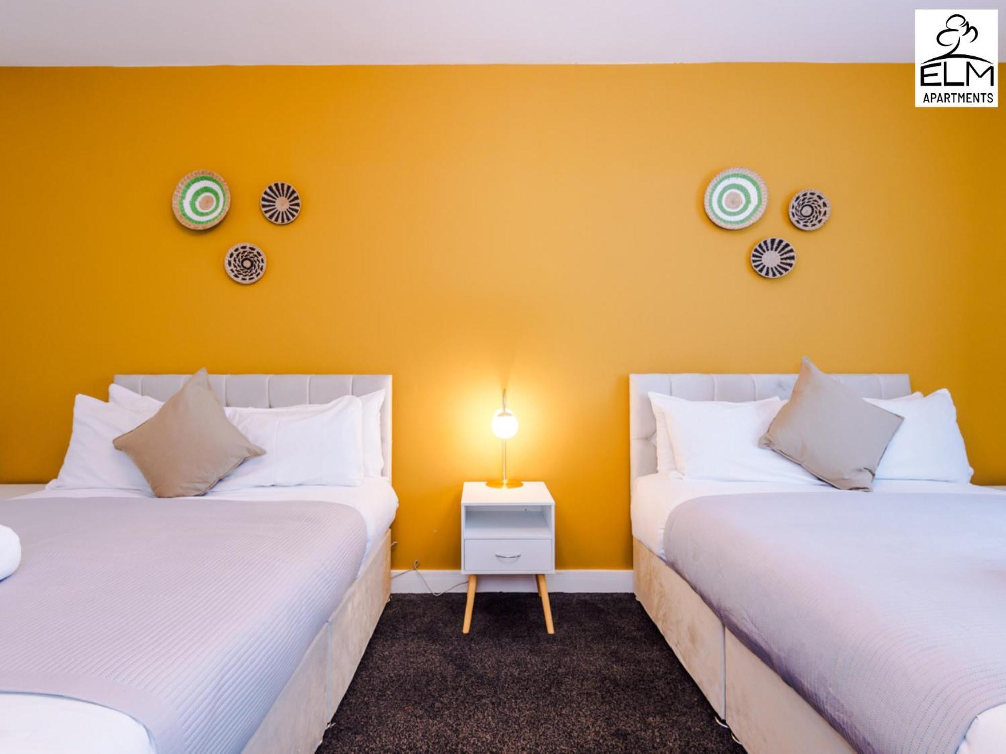 Elm Aparthotel , Collection Of Apartments Available Near Media City , Free Parking Манчестер Екстер'єр фото