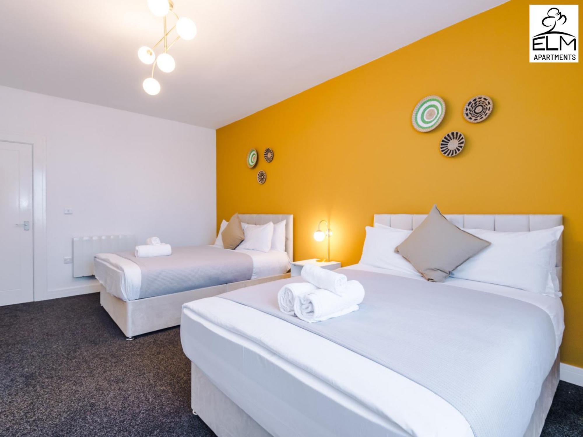 Elm Aparthotel , Collection Of Apartments Available Near Media City , Free Parking Манчестер Екстер'єр фото
