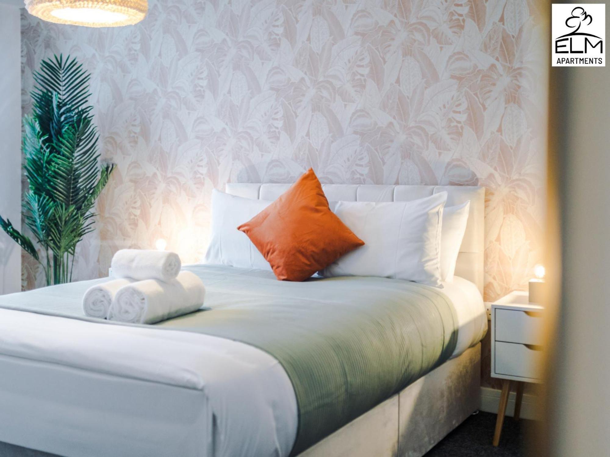 Elm Aparthotel , Collection Of Apartments Available Near Media City , Free Parking Манчестер Екстер'єр фото