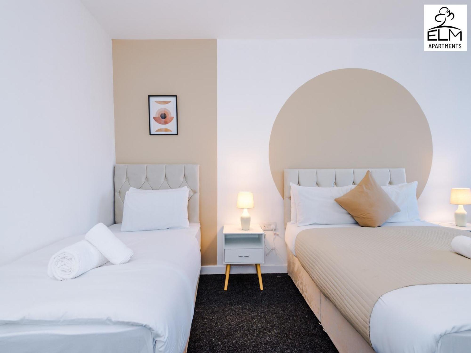 Elm Aparthotel , Collection Of Apartments Available Near Media City , Free Parking Манчестер Екстер'єр фото