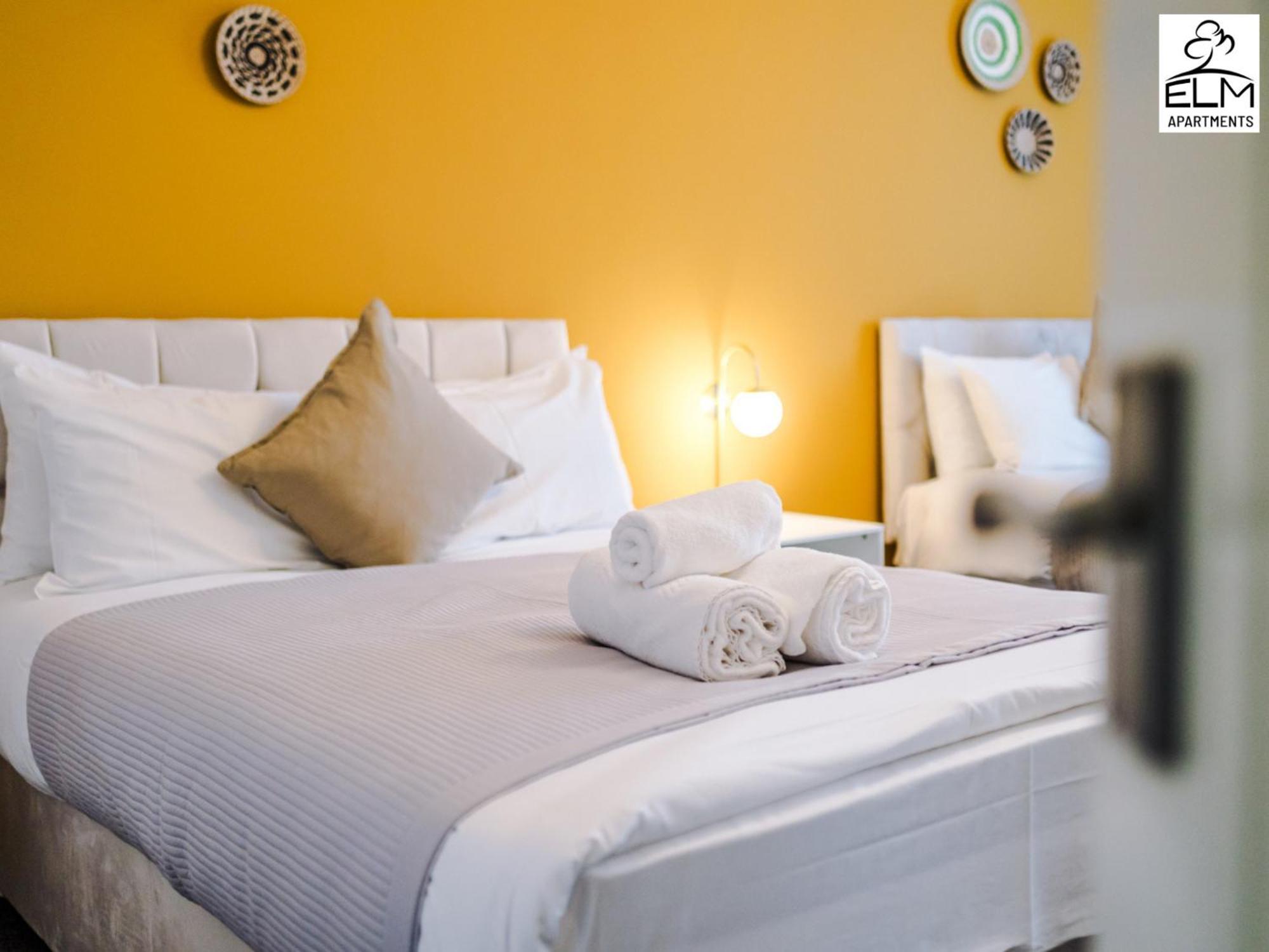 Elm Aparthotel , Collection Of Apartments Available Near Media City , Free Parking Манчестер Екстер'єр фото