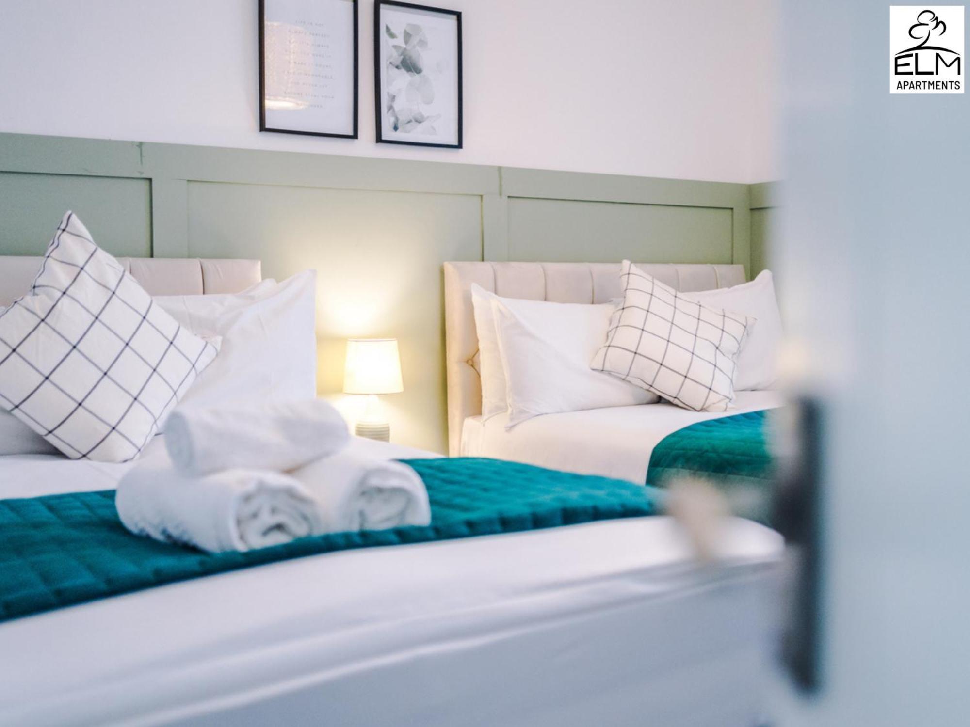 Elm Aparthotel , Collection Of Apartments Available Near Media City , Free Parking Манчестер Екстер'єр фото