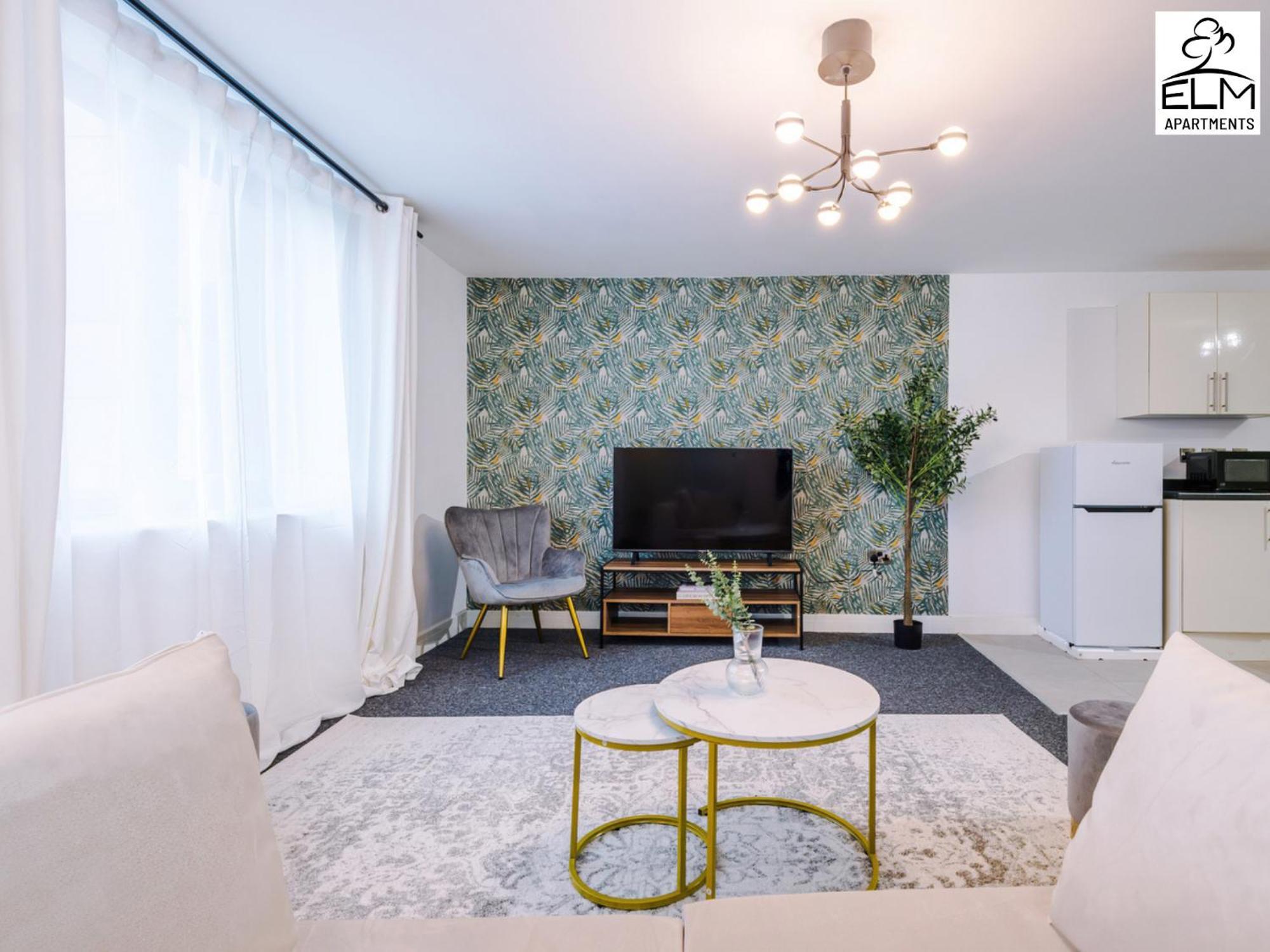 Elm Aparthotel , Collection Of Apartments Available Near Media City , Free Parking Манчестер Екстер'єр фото