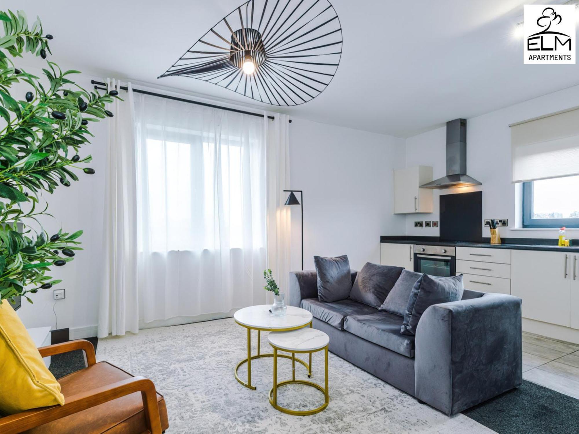 Elm Aparthotel , Collection Of Apartments Available Near Media City , Free Parking Манчестер Екстер'єр фото