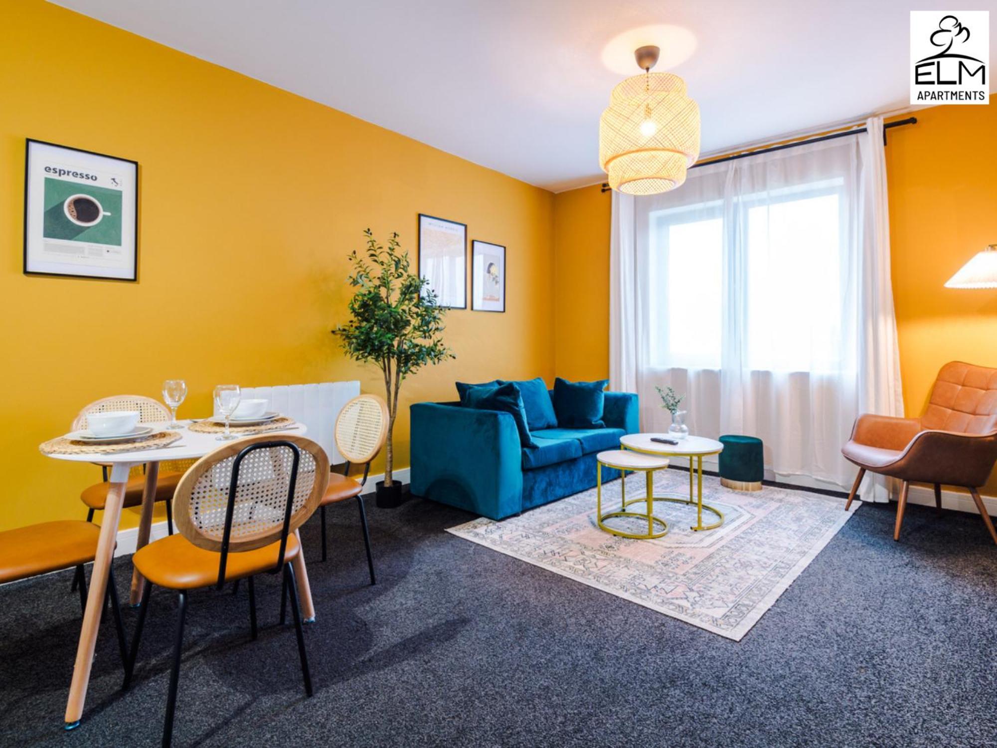 Elm Aparthotel , Collection Of Apartments Available Near Media City , Free Parking Манчестер Екстер'єр фото